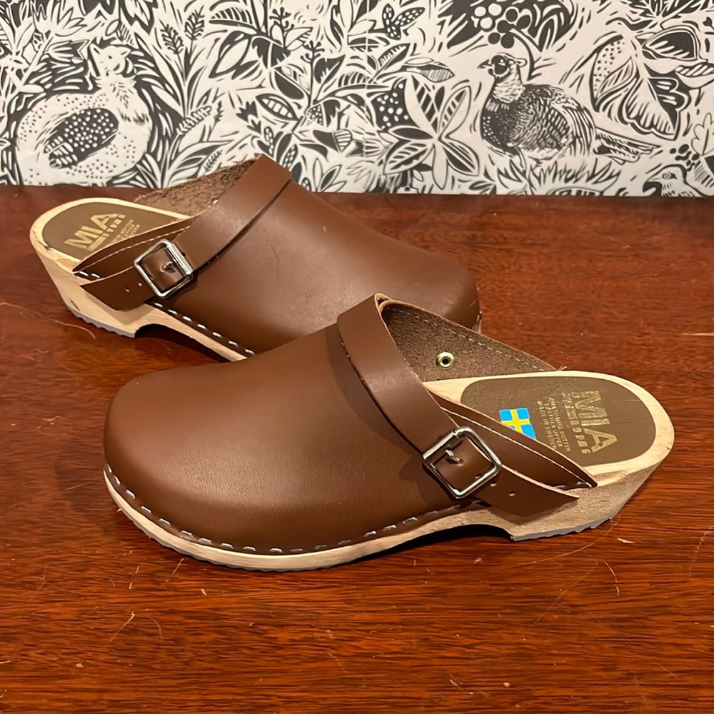 MIA Leather Clogs
